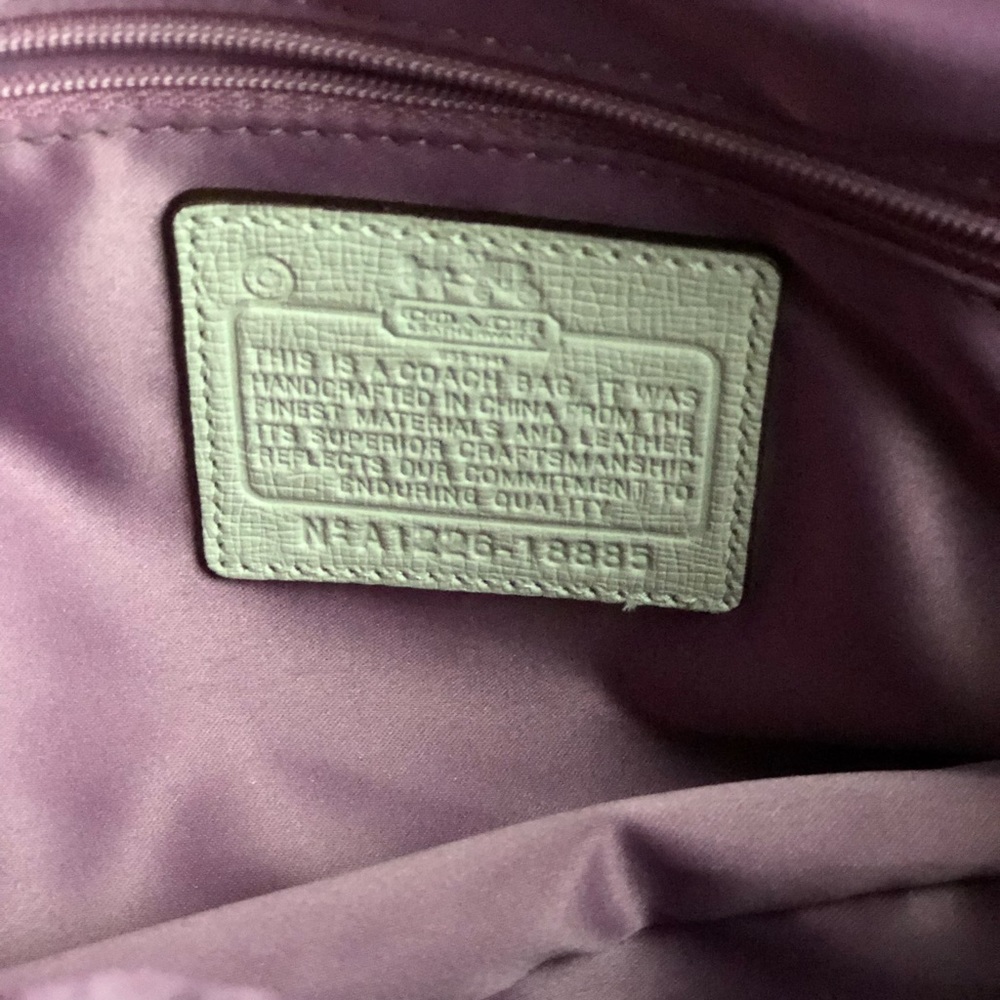 💥offers💥Authentic Coach Handbag rare - Picture 6 of 8